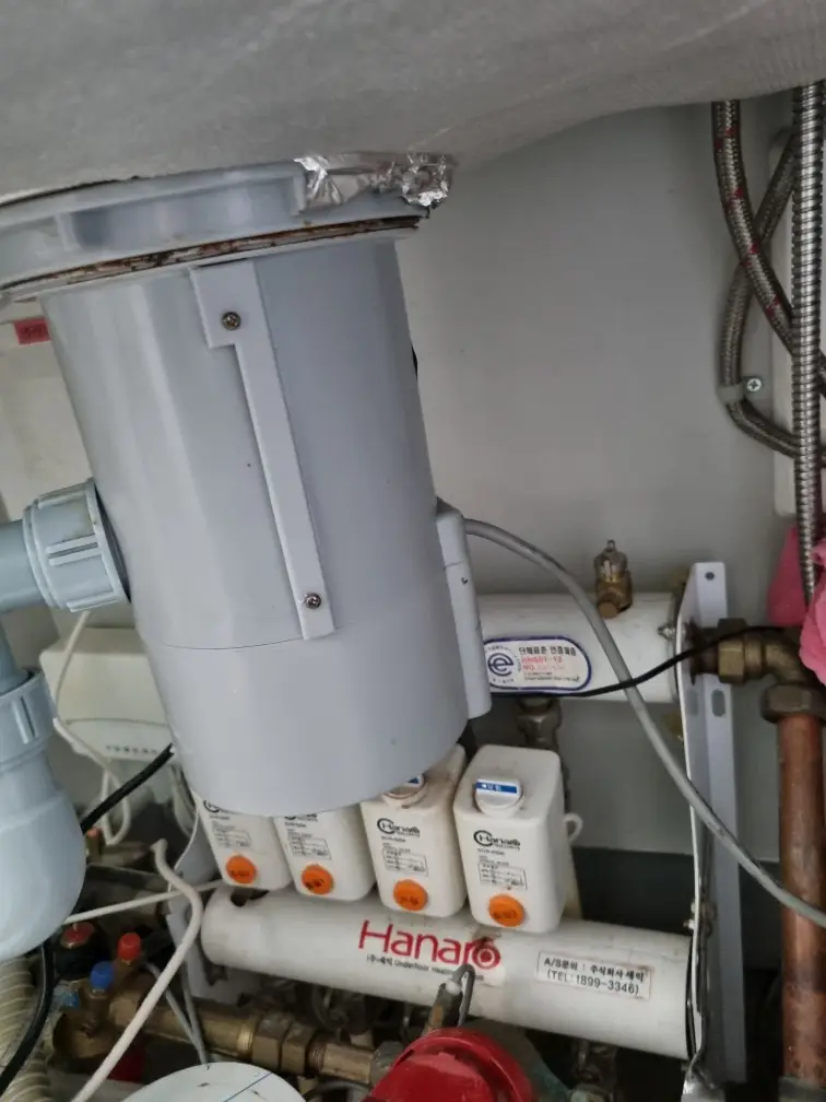 싱크대 배수구통 교체, 셀프 시공 방법과 전문가의 도움이 필요한 경우